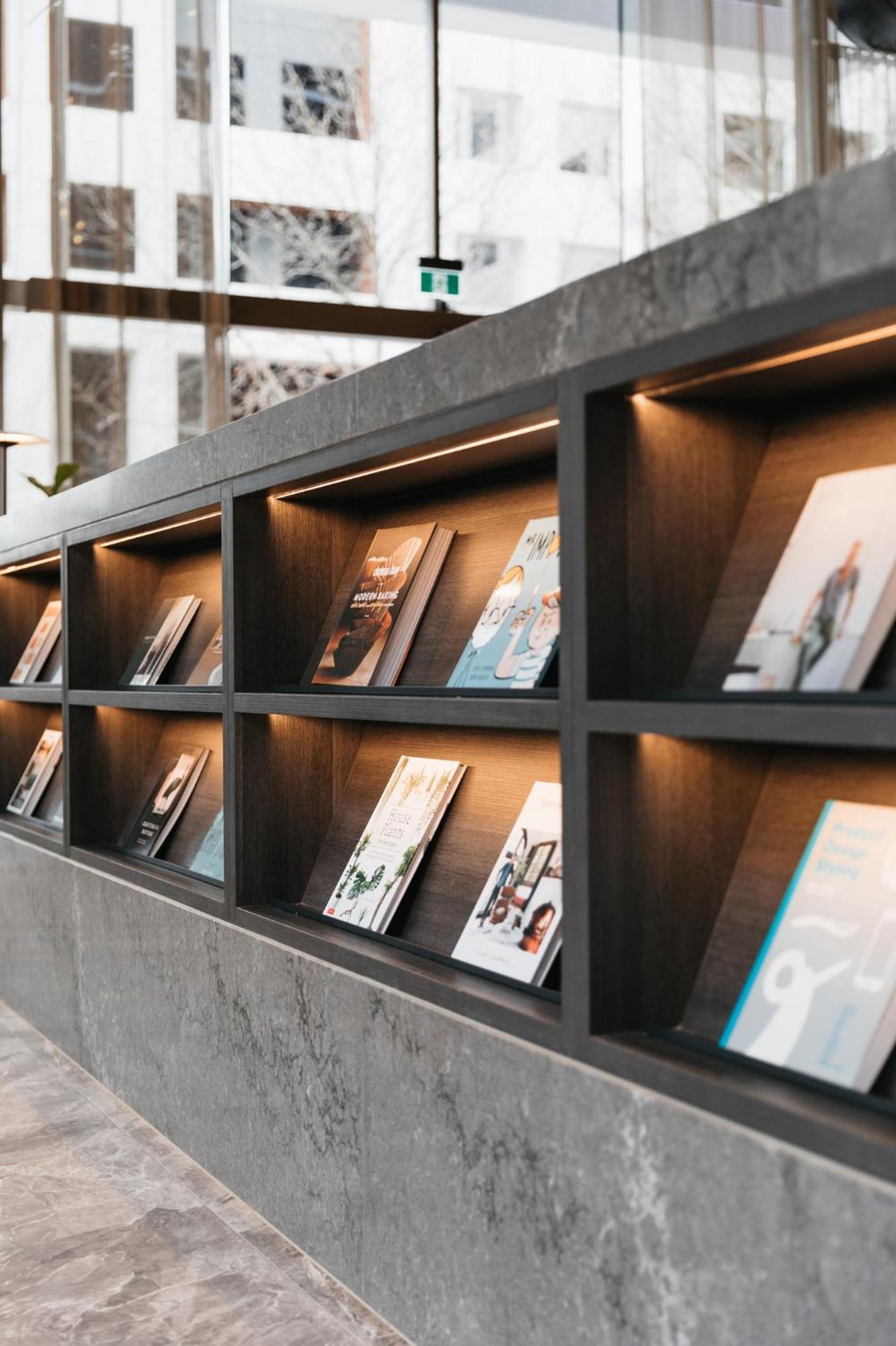 Meriton Suites Κανμπέρα Εξωτερικό φωτογραφία Publications