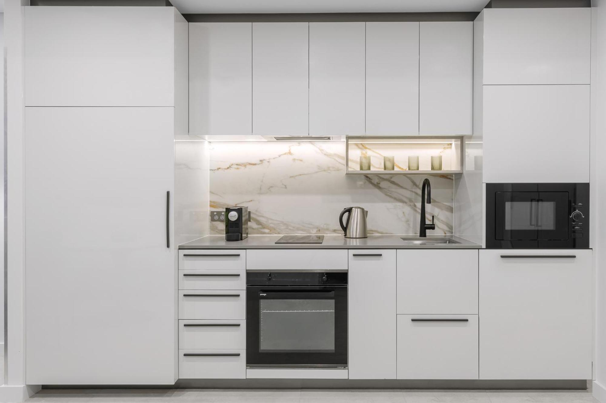 Meriton Suites Κανμπέρα Εξωτερικό φωτογραφία A modern kitchen